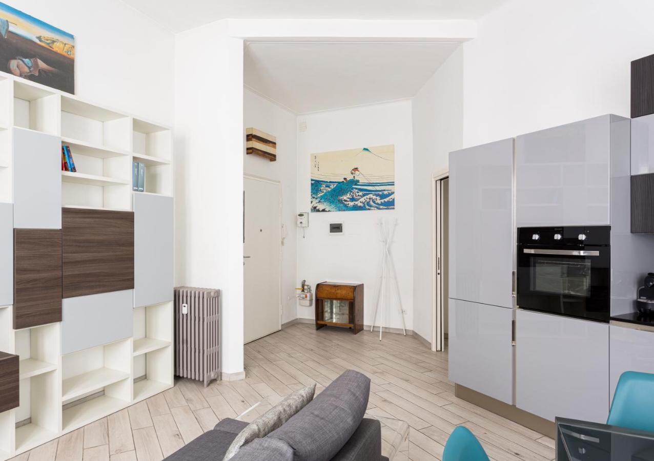 Spacious Retreat Steps From Lambrate Metro- Via Pacini Apartamento Milán